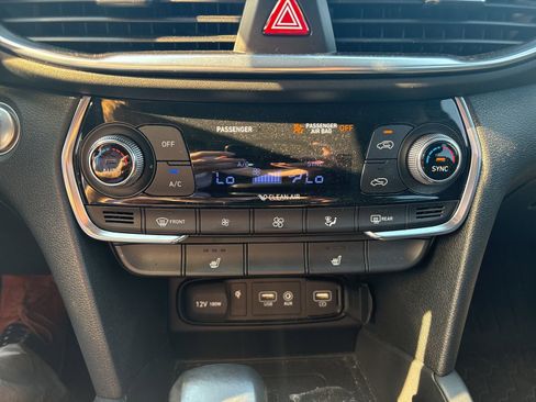 Used 2020 Hyundai Santa Fe SEL image 13