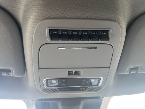 Used 2024 Ford F250 Lariat w/ Lariat Ultimate Package AWD/4WD image 31
