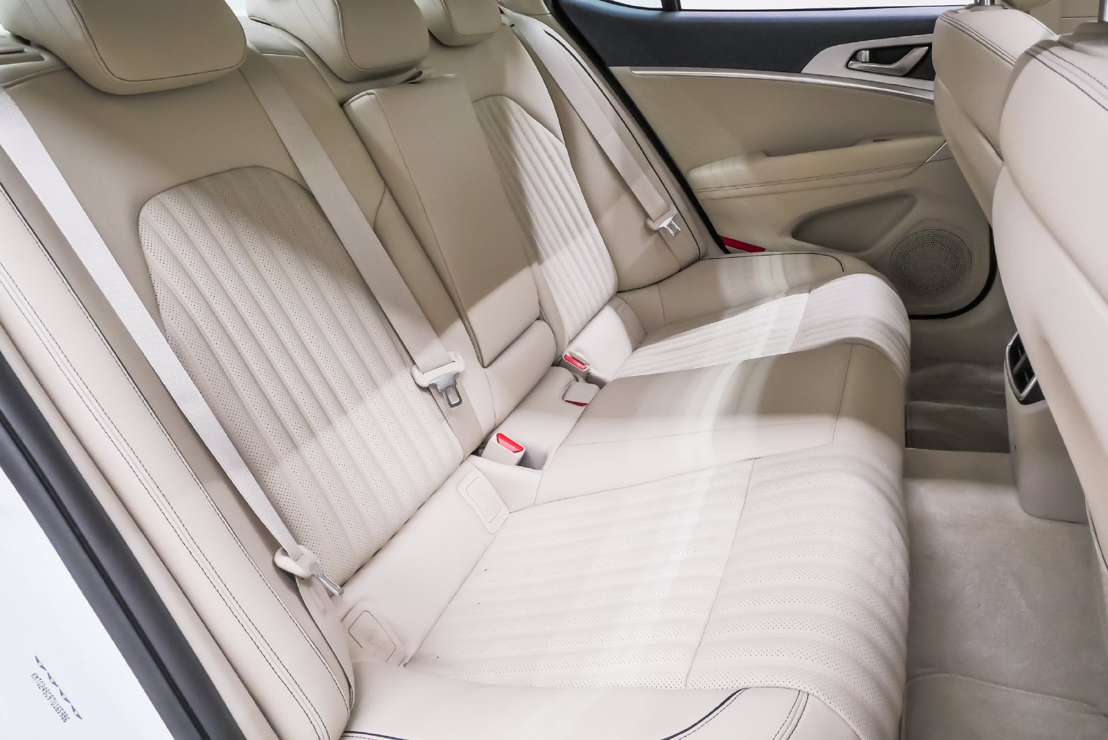 Certified 2026 Genesis G70 2.5T Prestige RWD image 12