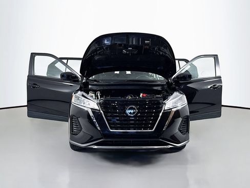Used 2023 Nissan Kicks SV FWD image 18