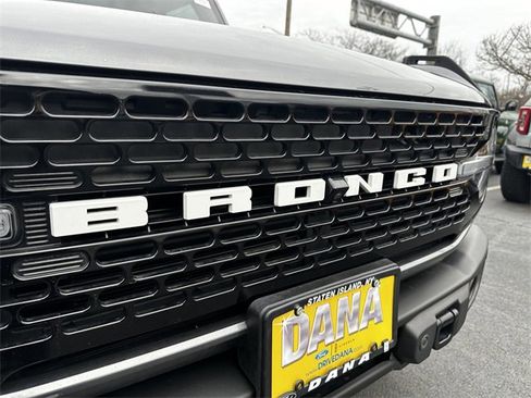 Certified 2023 Ford Bronco Wildtrak image 10