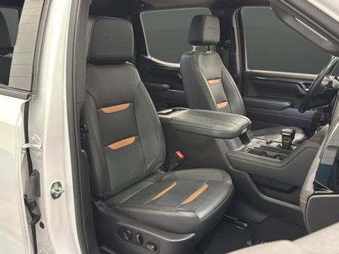 Used 2023 GMC Sierra 1500 AT4 w/ AT4 Premium Package AWD/4WD image 24