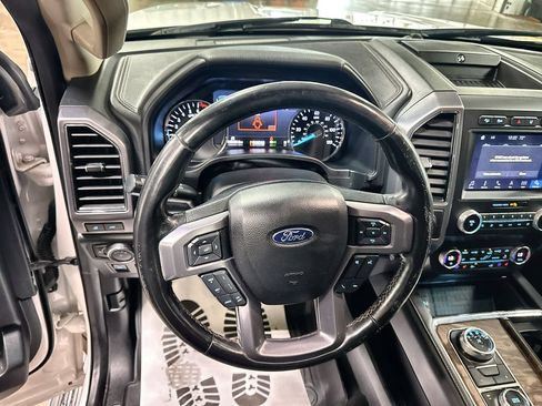 Used 2019 Ford Expedition Platinum AWD/4WD image 17