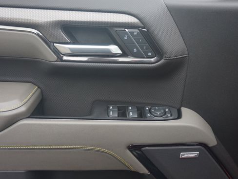 Used 2024 Chevrolet Silverado 1500 ZR2 w/ ZR2 Bison Edition image 15