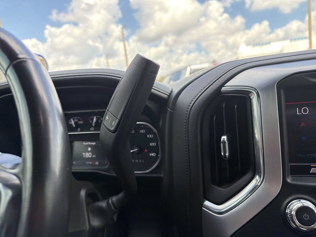 Used 2021 GMC Sierra 1500 SLT AWD/4WD image 27