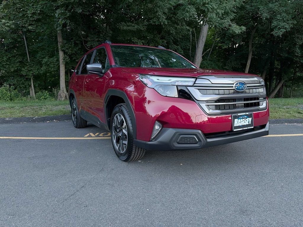 Used 2026 Subaru Forester Premium AWD/4WD image 2