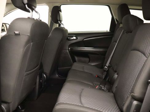 Used 2016 Dodge Journey SE image 15