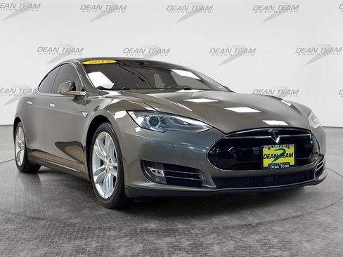 Used 2015 Tesla Model S 70D AWD/4WD image 3