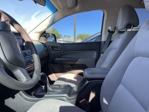 Used 2019 Chevrolet Colorado W/T image 10