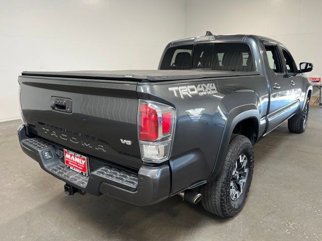 Used 2022 Toyota Tacoma TRD Off-Road w/ Technology Package AWD/4WD image 3