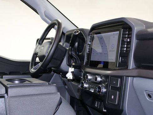 Used 2025 Ford F150 XLT w/ Equipment Group 301A Standard image 29