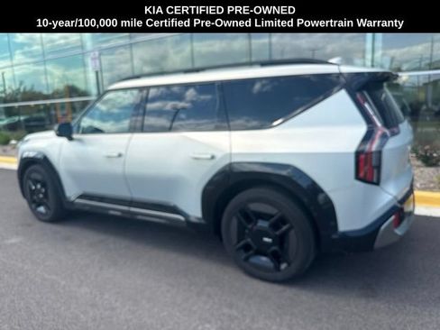 Certified 2024 Kia EV9 GT-Line AWD/4WD image 4