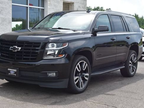 Used 2019 Chevrolet Tahoe Premier w/ RST 6.2L Performance Edition AWD/4WD image 18
