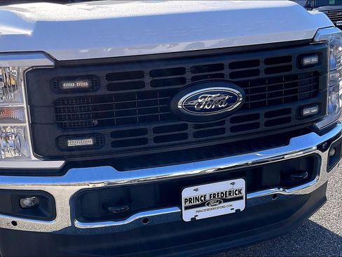 Certified 2023 Ford F250 XL AWD/4WD image 28