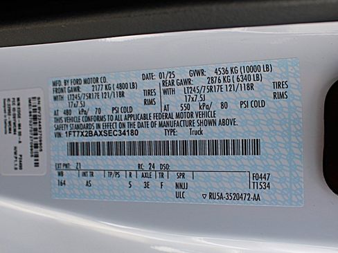 Used 2025 Ford F250 XL AWD/4WD image 29