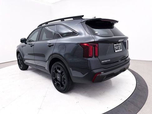 Certified 2024 Kia Sorento SX Prestige w/ Olive Brown Leather Package image 19