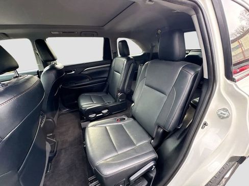 Used 2019 Toyota Highlander Limited Platinum image 27