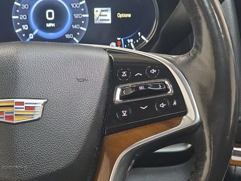 Used 2020 Cadillac Escalade Luxury image 19