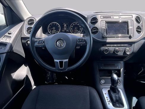 Used 2017 Volkswagen Tiguan Limited FWD image 5