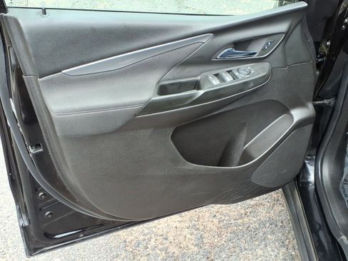 Used 2022 Chevrolet Bolt LT FWD image 20
