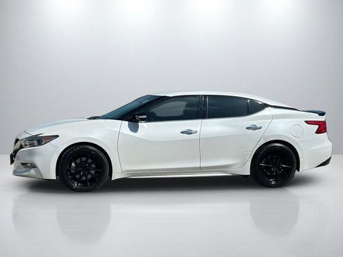 Used 2017 Nissan Maxima SR w/ Midnight Edition image 8