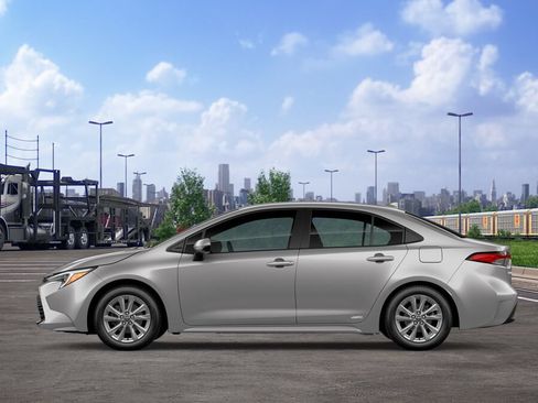 New 2026 Toyota Corolla LE AWD/4WD image 4