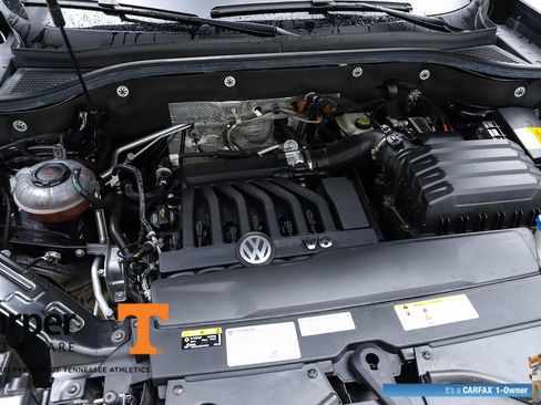 Used 2023 Volkswagen Atlas Cross Sport SE w/ Black Wheel Package FWD image 28