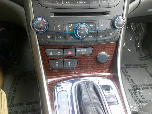 Used 2013 Chevrolet Malibu LT image 15