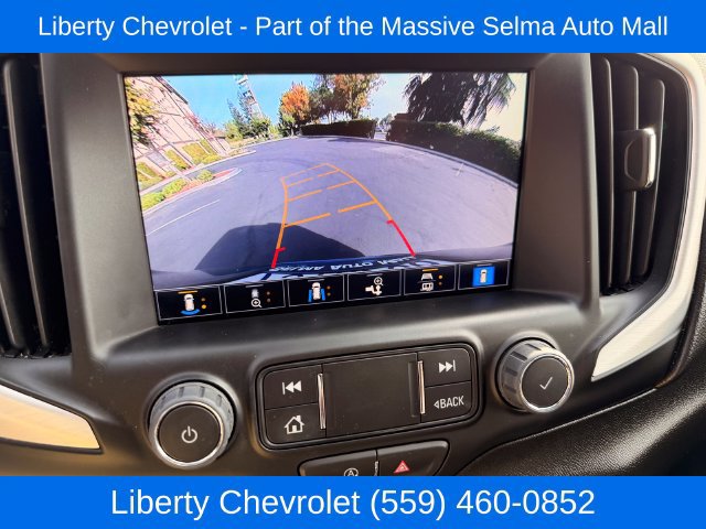 Used 2024 GMC Terrain SLT w/ Infotainment Package II AWD/4WD image 19