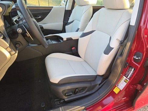 New 2025 Lexus ES 350 w/ Premium Package image 8