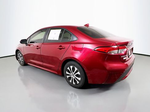 Used 2022 Toyota Corolla LE w/ Premium Interior Package image 8