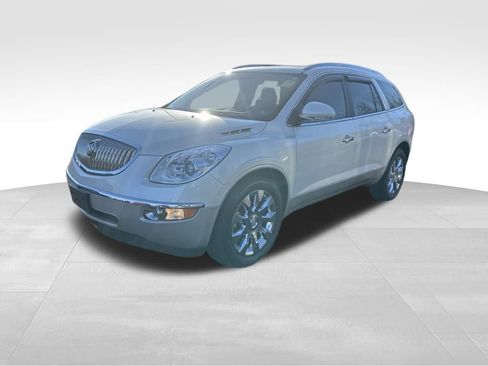 Used 2011 Buick Enclave CXL image 3