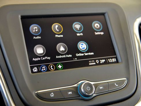 Used 2024 Chevrolet Equinox LS w/ LS Convenience Package image 19