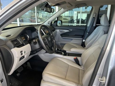Used 2018 Honda Ridgeline RTL-E image 9