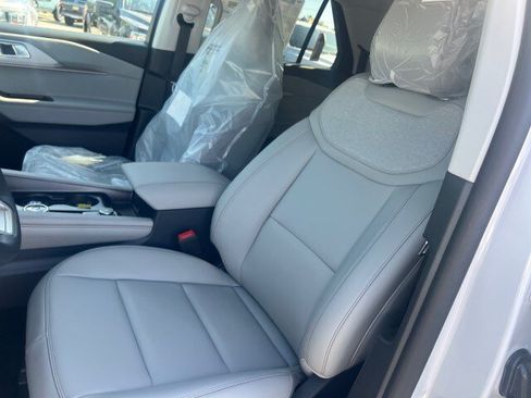 New 2026 Ford Explorer Active w/ Active Comfort Package AWD/4WD image 8