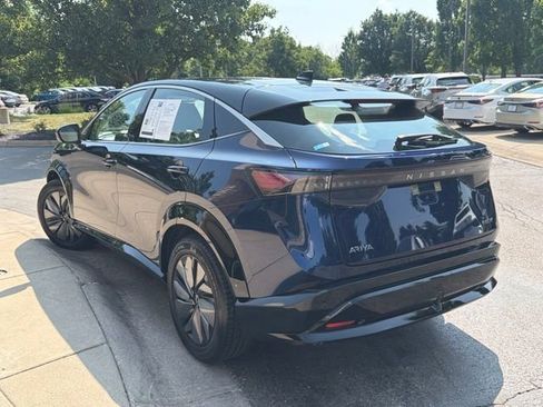 Used 2023 Nissan Ariya FWD image 5