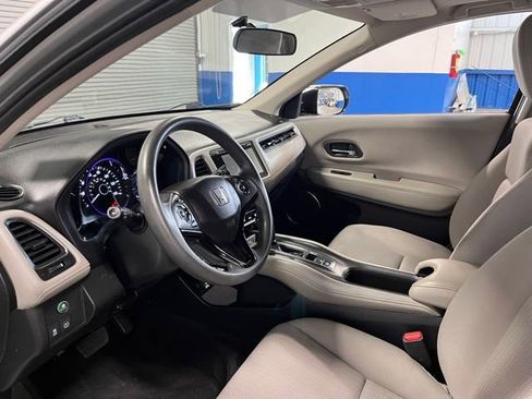 Used 2016 Honda HR-V EX image 22