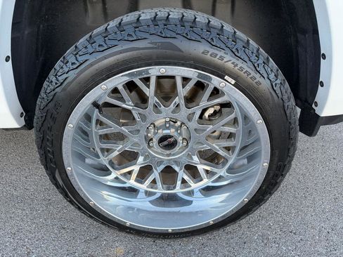 Used 2023 RAM 1500 Limited image 9