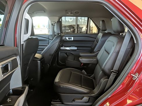 Certified 2023 Ford Explorer XLT w/ Equipment Group 202A image 11