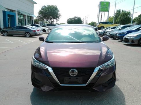 Used 2020 Nissan Sentra SV FWD image 2