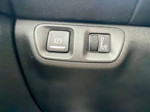 Used 2020 GMC Acadia SLE w/ Driver Convenience Package FWD image 32