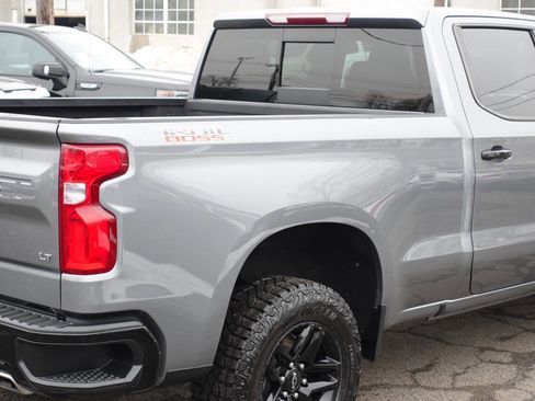 Used 2022 Chevrolet Silverado 1500 LT Trail Boss w/ Convenience Package II image 11