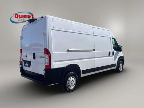 Used 2025 RAM ProMaster 2500 w/ Convenience Group FWD image 3
