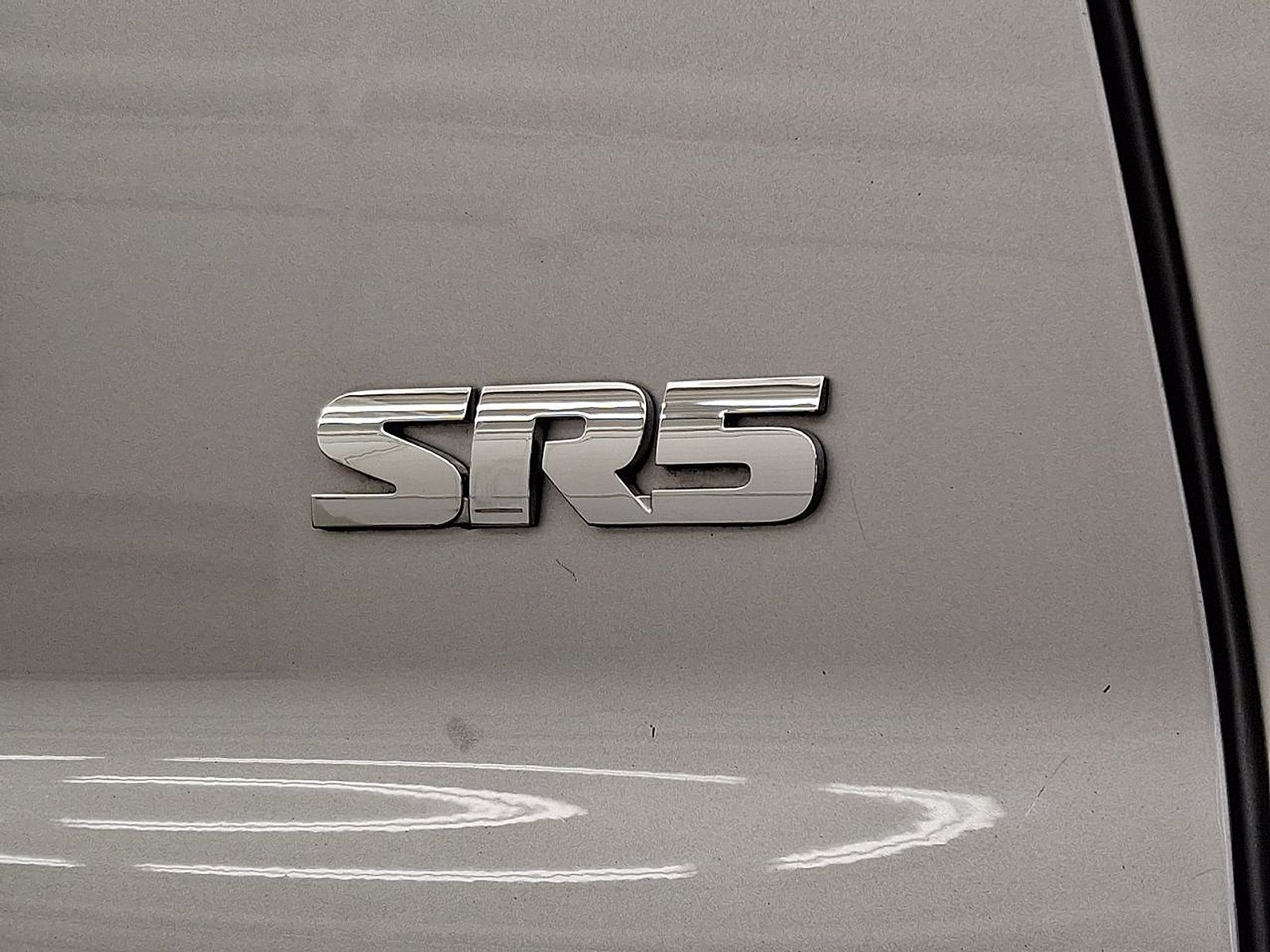 Certified 2016 Toyota Tundra SR5 AWD/4WD image 27