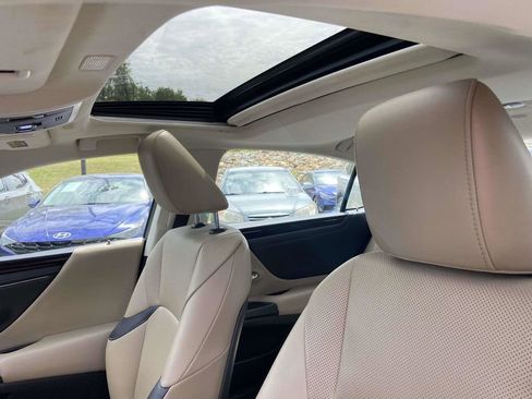 Used 2020 Lexus ES 350 w/ Premium Package FWD image 13