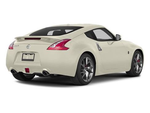Used 2014 Nissan 370Z Coupe w/ Sport Package RWD image 3