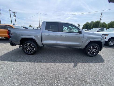 New 2025 Chevrolet Colorado Z71 image 6