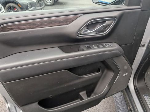 Used 2023 Chevrolet Tahoe Z71 w/ Luxury Package image 14