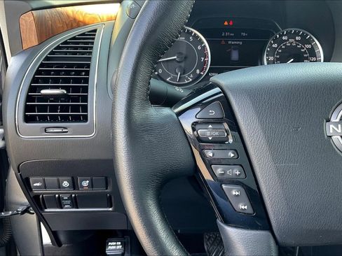 Used 2024 Nissan Armada SL AWD/4WD image 13