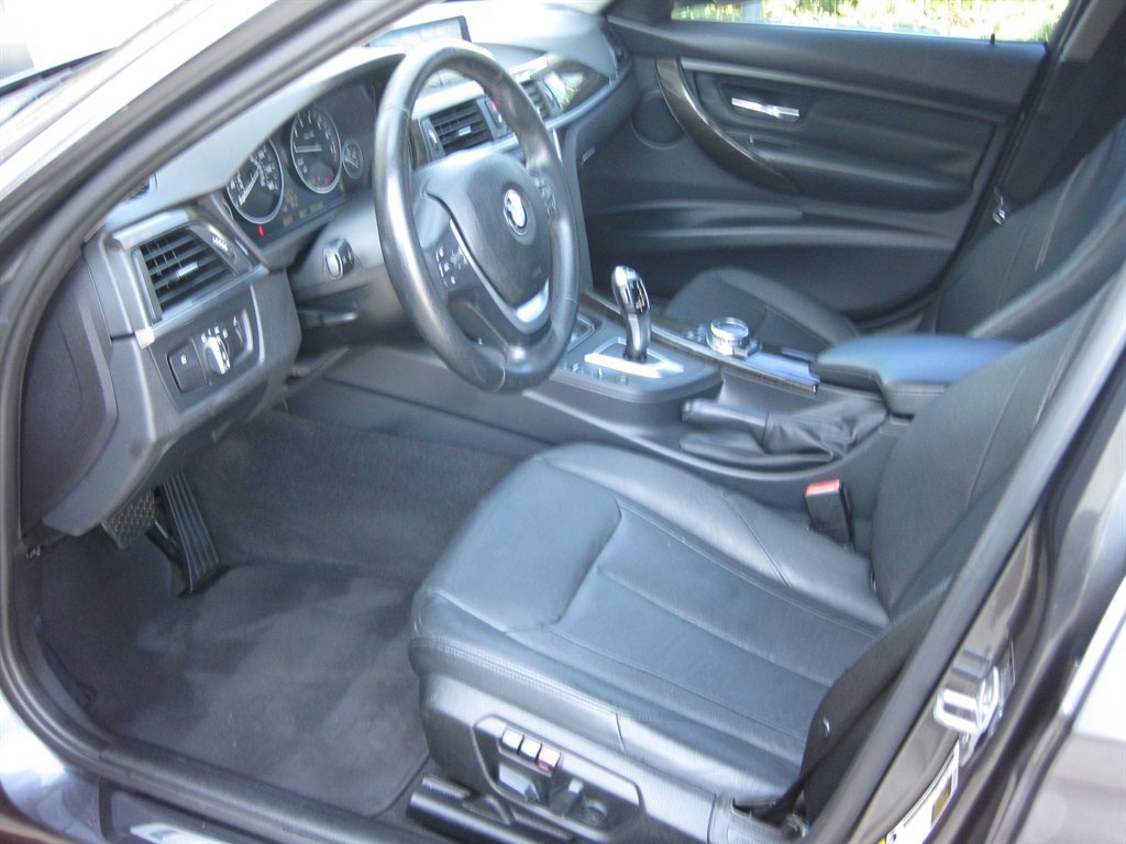 Used 2014 BMW 328i Sedan RWD image 12